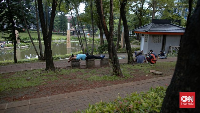 Pramono Bakal Sulap Tiga Taman di Jaksel, Ada Jogging Track Terpanjang Gubernur DKI Jakarta Pramono Anung bakal menggabungkan tiga taman di Jakarta Selatan yakni Taman Leuser, Ayodya, dan Langsat.