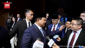 VIDEO: Prabowo Ingin Jadi Jembatan Hubungan AS-China soal Perang Tarif