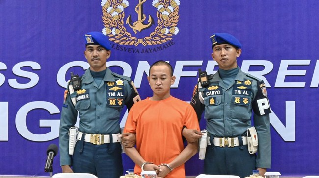 Dipecat, Dibui Seumur Hidup Prajurit TNI AL dijatuhi sanksi pemecatan dan vonis seumur hidup terkait pembunuhan jurnalis di Kalsel Juwita.