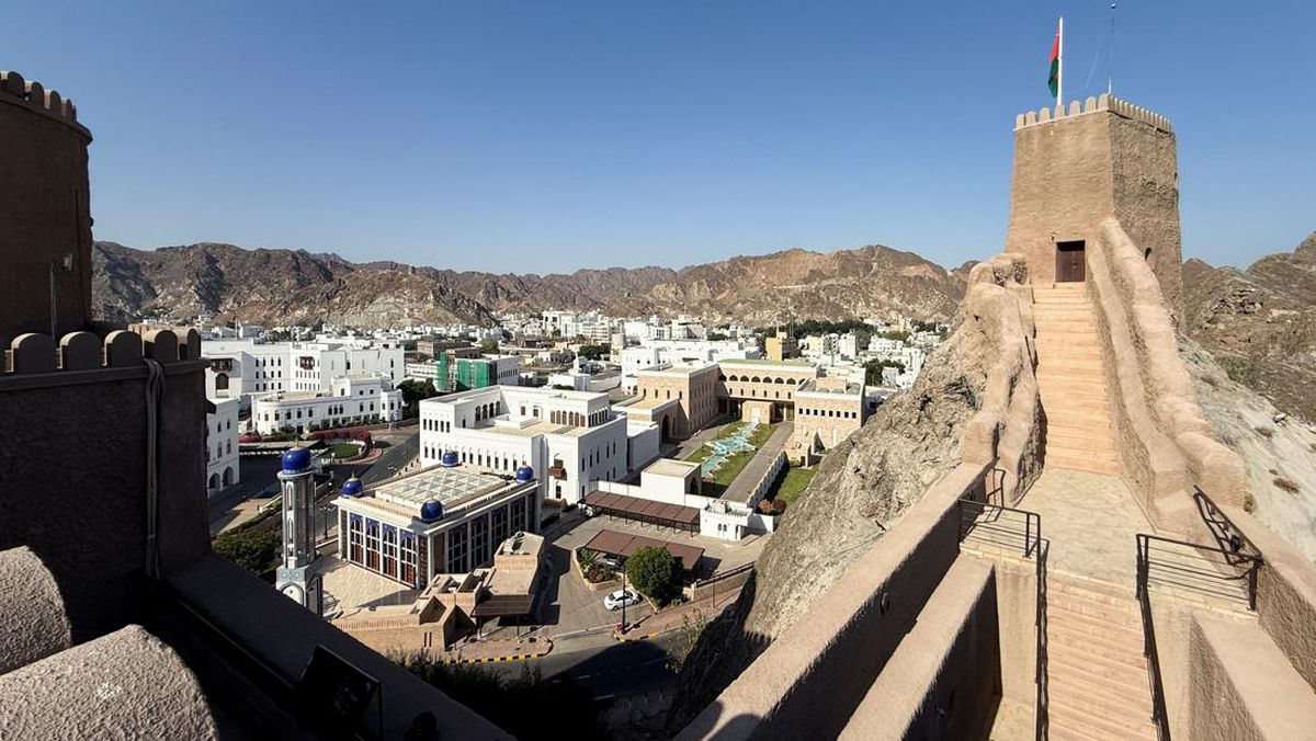 AS Perintahkan Staf Diplomatik dan Keluarga Segera Tinggalkan Oman