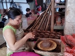 Cuaca Tak Tentu Bikin Produksi Gerabah di Badung Macet