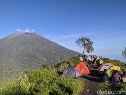 Keindahan Bukit Gedong Lombok Timur, Trek Mirip Bukit Penyesalan Rinjani