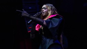 Viral Rapper AS Azealia Banks Sebut Indonesia Tempat Sampah Dunia