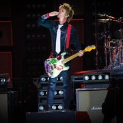 Green Day Beri Dukungan untuk Palestina saat Tampil di Coachella 2025