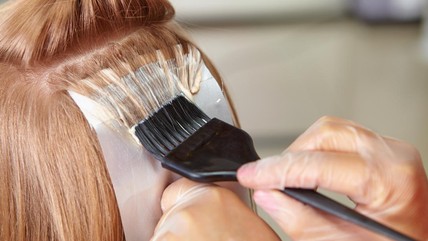 10 Rekomendasi Cat Rambut yang Bagus Tanpa Bleaching, Tahan Lama Tidak Merusak Rambut