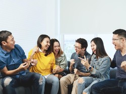 90 Pertanyaan Truth or Dare yang Tak Terduga untuk Teman dan Pasangan