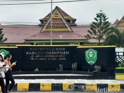 Warga Padangsidimpuan Dibolehkan Pakai Mobil Dinas Walkot-Wawalkot untuk Nikah