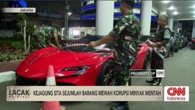 VIDEO: Kejagung Sita Sejumlah Barang Mewah Kasus Korupsi Minyak Mentah