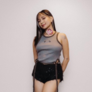 NIKI Catat Rekor Jadi Penyanyi Indonesia Pertama yang Tembus Top 30 Global Spotify