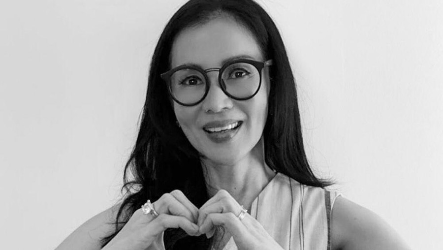 Novita Tandry Novita Tandry