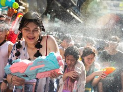 2 Hari Pertama Festival Songkran Thailand, 59 Orang Tewas