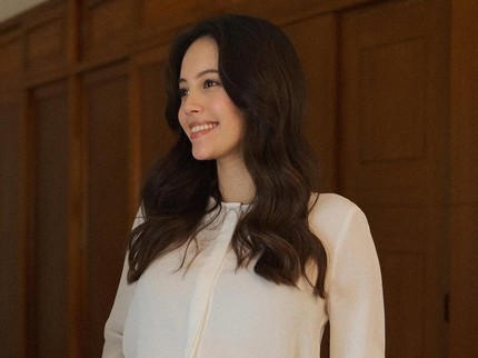 Gemas! Anggika Bolsterli Pamer Baby Bump, Intip 5 Potretnya