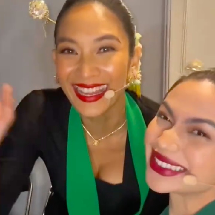 <p>Happy Salma turut membagikan keseruan di balik panggung melalui akun TikTok-nya. Ia mengaku senang bisa menampilkan tari tradisional Indonesia bersama Ariel Tatum. (Foto: TikTok: @happysalma.official)</p>