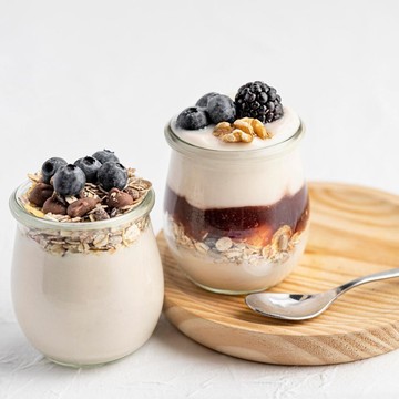 4 Manfaat Konsumsi Yogurt di Malam Hari, Kebiasaan Sehat Sebelum Tidur!