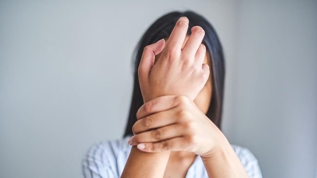 4 Kebiasaan untuk Menurunkan Kadar Asam Urat yang Tinggi, Termasuk Makanan yang Harus Dihindari