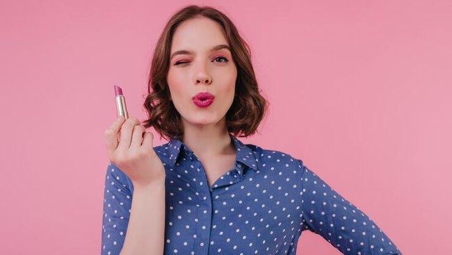 BeauPicks: 5 Lipstik Jadul Legendaris yang Masih Eksis