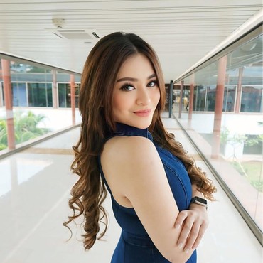 Polemik Viral Pamer Duit Saweran di Sidrap, Nathalie Holscher: Salah Saya di Mana?