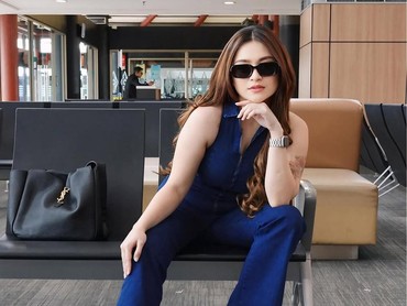 img-title Ungkap Trik Punya Anak Seganteng Adzam, Nathalie Holscher: Pakai Gaya Kipas Angin