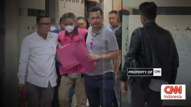 VIDEO: Kejagung Gali Peran 7 Tersangka Dugaan Suap Vonis CPO