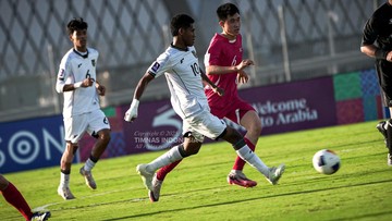 Sorotan Dunia Olahraga CNN Sport : Dugaan Ucapan Rasial Jadi Pemicu Aksi Tendangan Kungfu Fadly Alberto