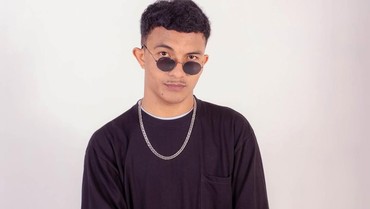 Profil dan Potret Penyanyi Lagu Stecu Stecu Lagu yang Viral di TikTok