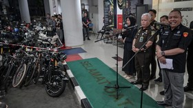 Miss Indonesia 2010 Belum Kembalikan Uang Kasus Korupsi Minyak Mentah