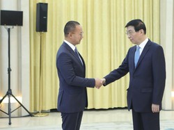 Bertemu Ketua MPR China, Eddy Soeparno Bahas Program Ketahanan Energi