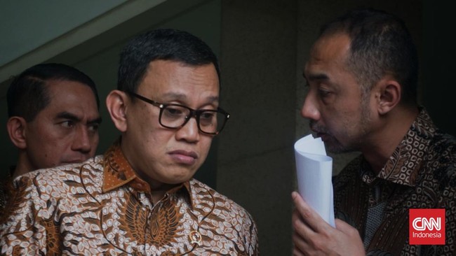 Karding Siapkan Saluran Komunikasi Khusus Program Rumah Subsidi PMI Menteri P2MI Abdul Kadir Karding mengaku bakal menyiapkan saluran komunikasi khusus terkait program 20 ribu rumah subsidi untuk PMI.