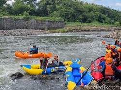 Serunya Packrafting di Sungai Opak Bantul, Kalau Capek Langsung Minum Jamu