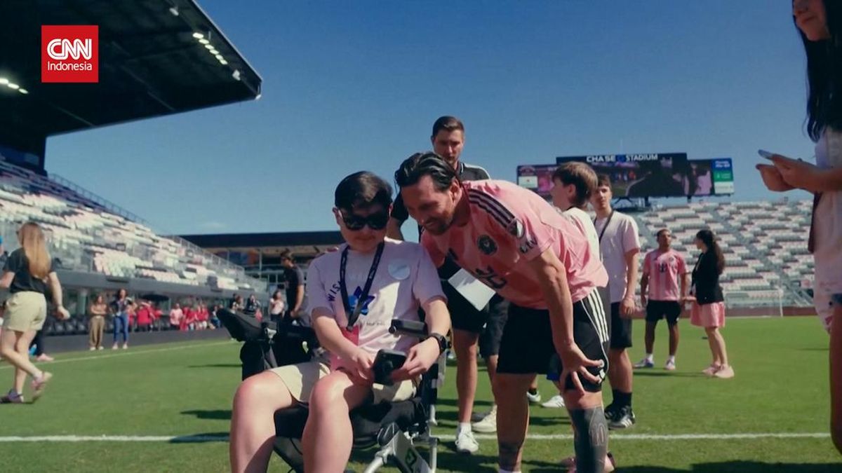 VIDEO: Kala Lionel Messi Kabulkan Permintaan Anak-anak di Acara Amal