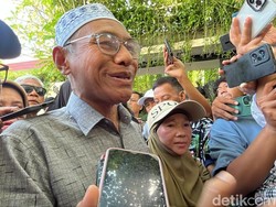 Jokowi Temui Perwakilan Massa yang Ragukan Keaslian Ijazahnya