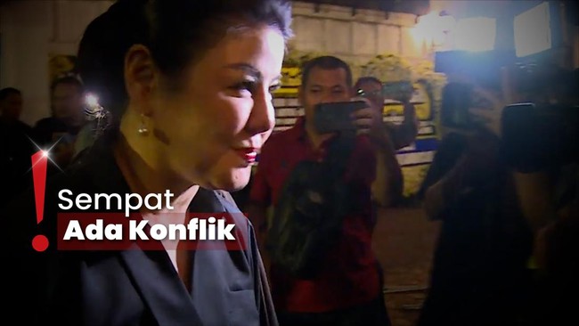 Melayat ke Rumah Duka Hotma, Bams Eks Samsons-Desiree Bungkam