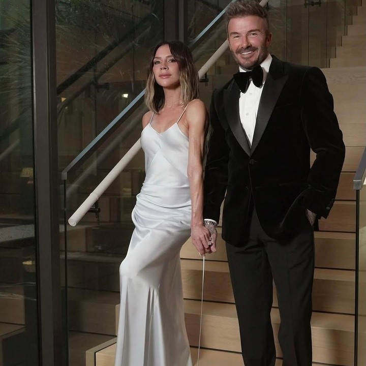 <p>Kisah asmara David dan Victoria tampaknya tak pernah lepas dari sorot publik. Keduanya dikenal sebagai pasangan artis yang langgeng menjalani rumah tangga, mereka telah bersama selama 24 tahun. (Foto: Instagram@davidbeckham)</p>