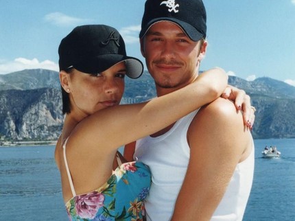 Victoria Ultah Ke-51, David Beckham Unggah Potret Sang Istri saat Kecil hingga Ucapan Romantis