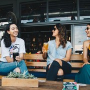 Ini 4 Cara Mengembangkan Sifat Ambivert Agar Lebih Maju