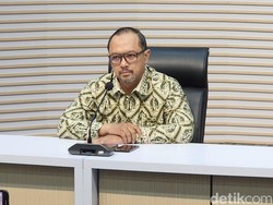 Belum Angkut Motor Royal Enfield RK, Ini Penjelasan KPK