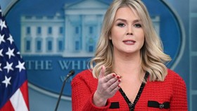 China Ejek Jubir Trump Gegara Pakai Baju 'Made in China'