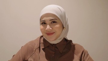 Berita Seputar Selebriti Insertlive Terkini : Kesha Ratuliu Bantah Pernah Pacaran dengan Al Ghazali