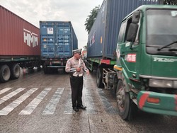 Macet Horor di Priok: Pramono Ucap Maaf hingga Tegur Pelindo