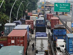 Arah Pelabuhan Tanjung Priok Macet Parah, Pelindo Minta Maaf