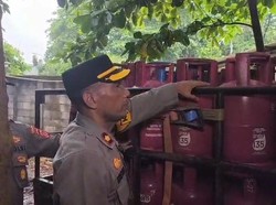 Berawal dari Bau Gas, Polisi Gerebek Lokasi Pengoplosan LPG di Bogor