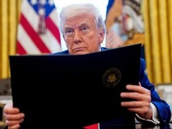 Imbas Tarif Trump, Gelombang PHK Mulai Landa Pabrikan Mobil