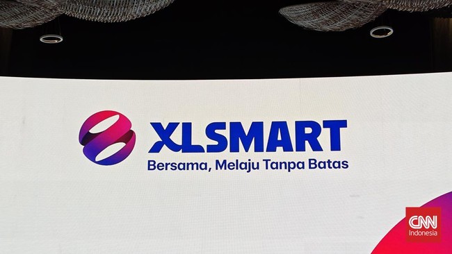XLSmart merespons wacana pemberian sanksi bagi yang melanggar aturan 1 NIK untuk tiga nomor telepon di satu operator seluler.