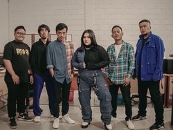 Lirik Lagu Aku Cinta Kamu - Two Triple O