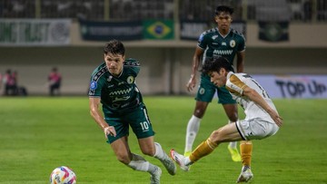 Berita Panas dari Dunia Sport CNN : Skenario Semen Padang, Barito, dan PSS Selamat dari Degradasi Liga 1