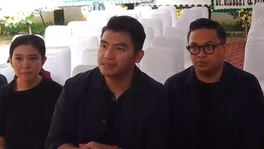 Respons Anak Hotma Sitompul soal Kedatangan Desiree Tarigan dan Bams ke Rumah Duka