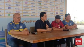 Erick Thohir Pastikan Asnawi dan Ferarri Main di ASEAN All Stars vs MU