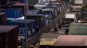 Macet Parah di Akses Pelabuhan Tanjung Priok Masih Terjadi Jumat Pagi