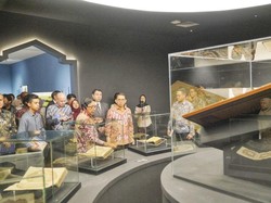 Buka Pameran Misykat, Fadli Zon Bahas Sejarah Islam di Indonesia