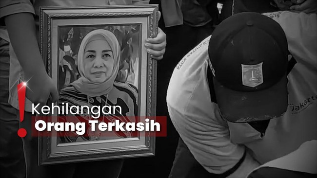 Tangis Cici Faramida saat Antar Sang Ibunda ke Peristirahatan Terakhir